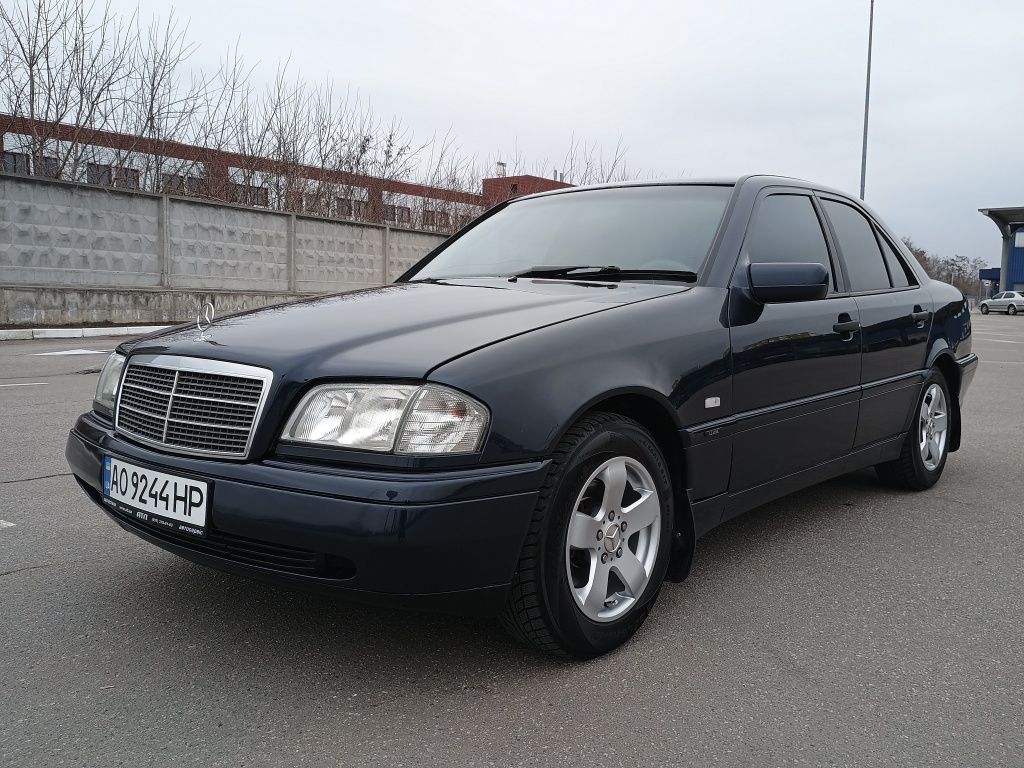 Mersedes W202 C180