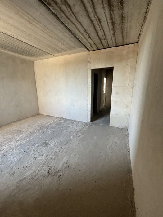 Велика 2кімнатна квартира з терасою в Континенті 4 черга