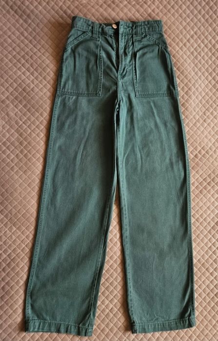 Fajne zielone jeansy H&M Divided -  r. 32