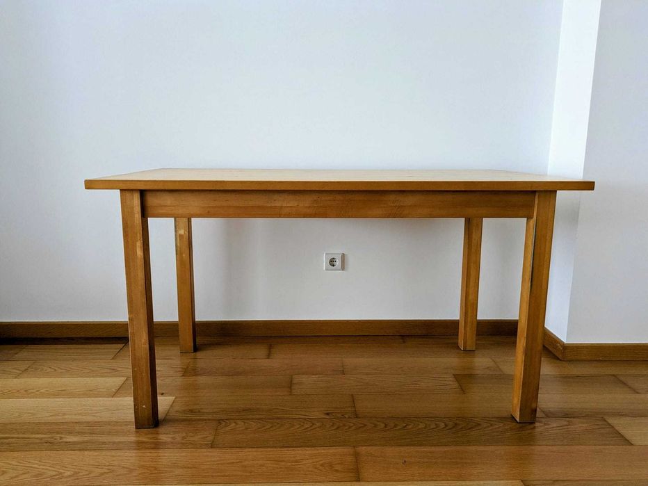 Mesa de cozinha IKEA