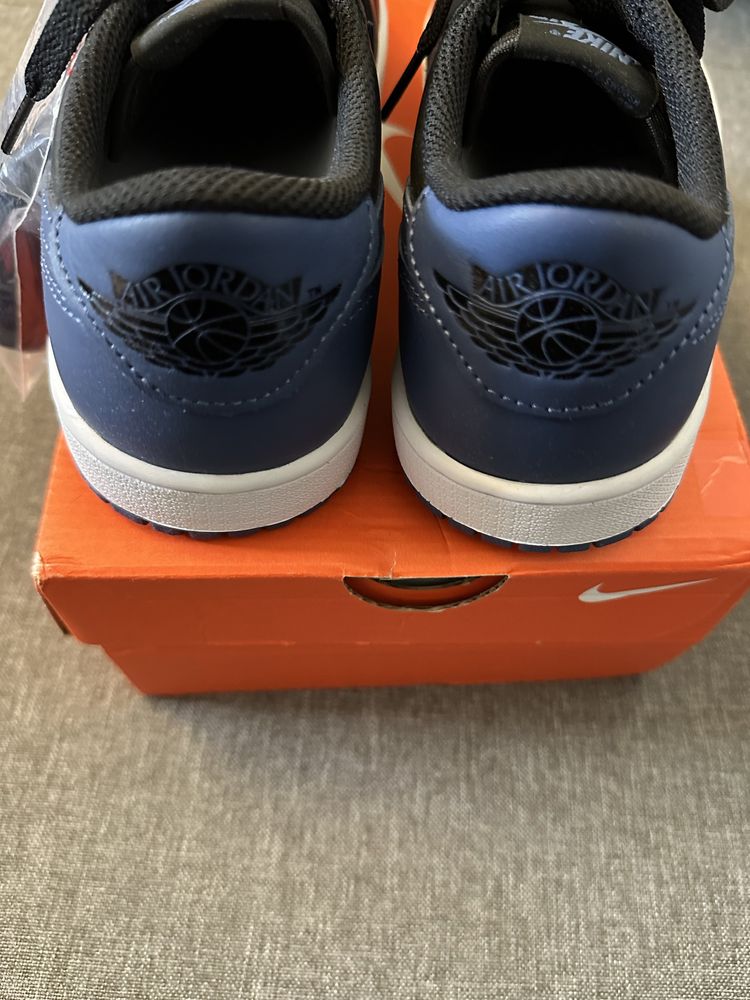 Nowe buty Air Jordan 1 Low OG "Mystic Navy" roz 40 / 25,5 cm