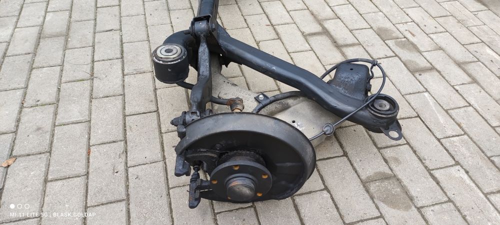 Belka Ława Tył Kompletna Audi A4 B6 CZĘŚCI BLASK GOŁDAP
