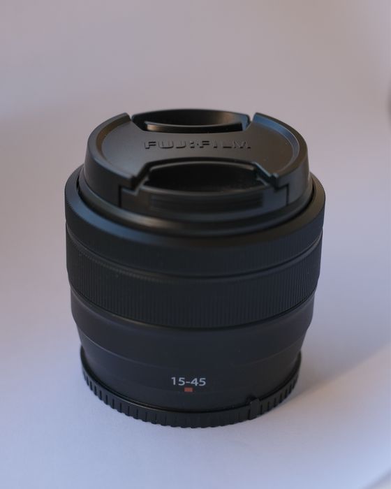 Objetiva Fujifilm XC 15-45mm f/3.5-5.6 OIS PZ