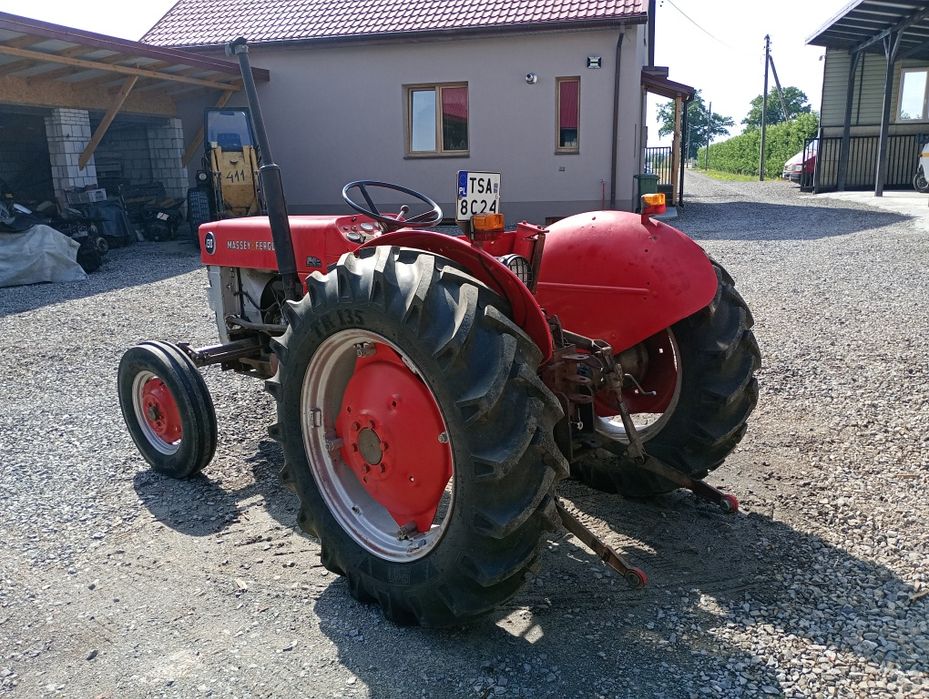 Massey Ferguson 130