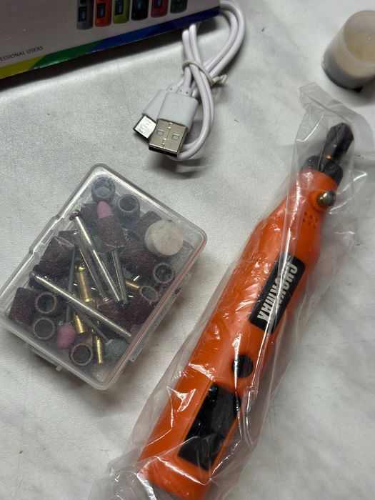 Mini Szlifierka Wielofunkcyjne Narzędzie Rotacyjne dremel 3.7V Li-Ion