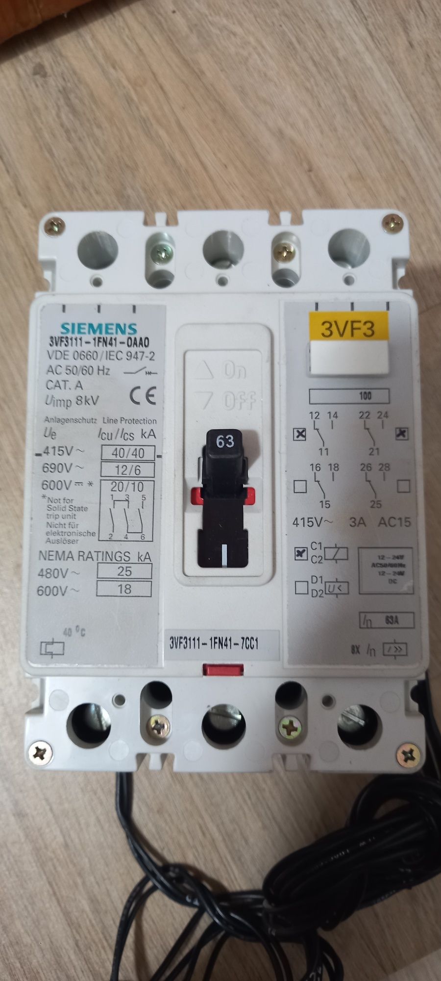 Siemens 3vf31111-1fn41-7cc1 вимикач пускач