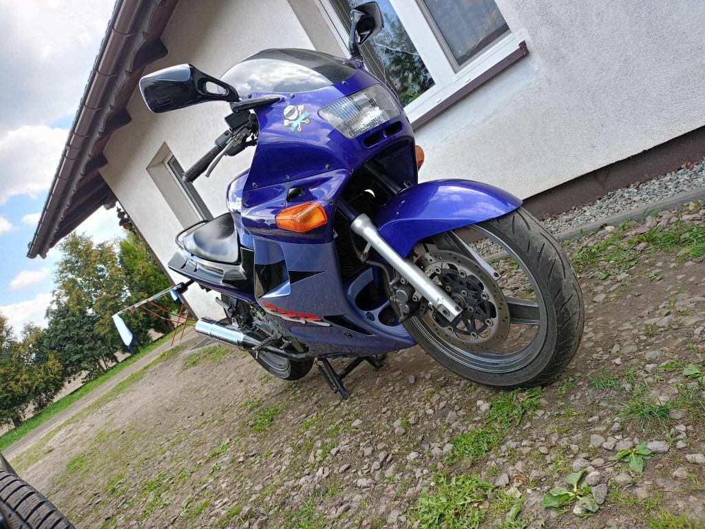 Sprzedam Motor kawasaki zzr 250.