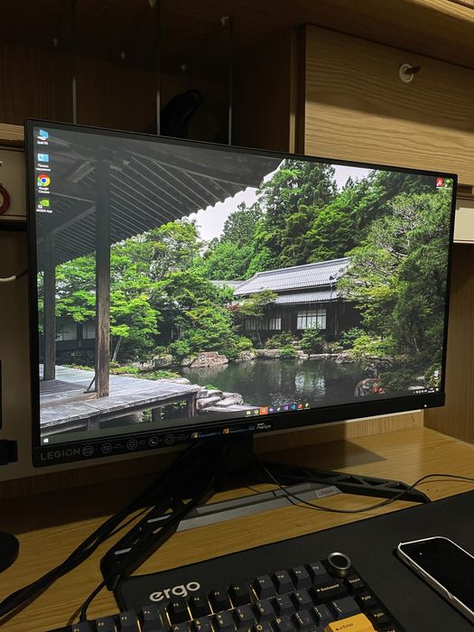 Монитор Lenovo Legion R27qe 27"
