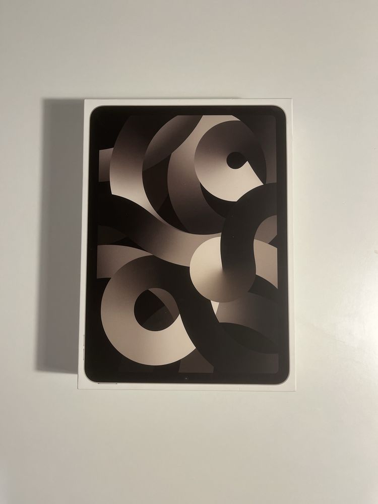 iPad Air 5 generacji (256 GB, Wi-Fi, Srebrny)