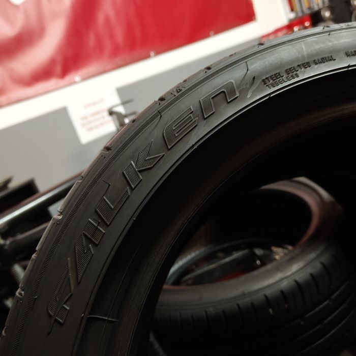 225/45/17 Sprzedam komplet opon letnich Falken z 2024 roku