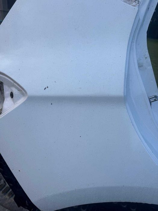 Błotnik Ford Fiesta Mk8 tylny 5 drzwi