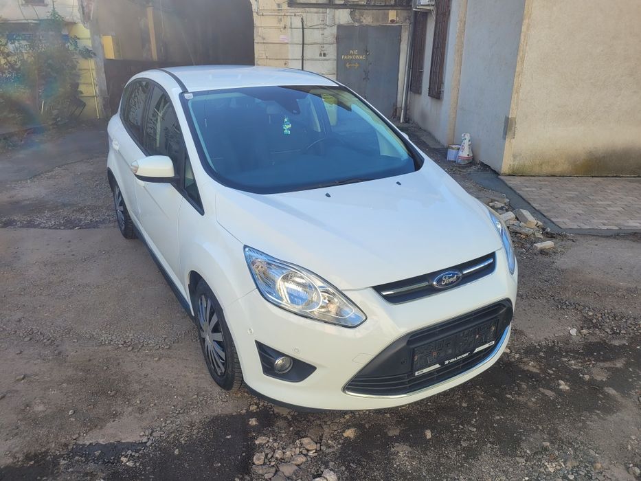 Ford C-Max 137tys dobry stan Asystent parkowania benzyna