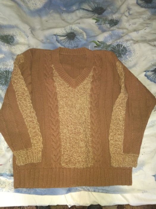 Продам мужской свитер