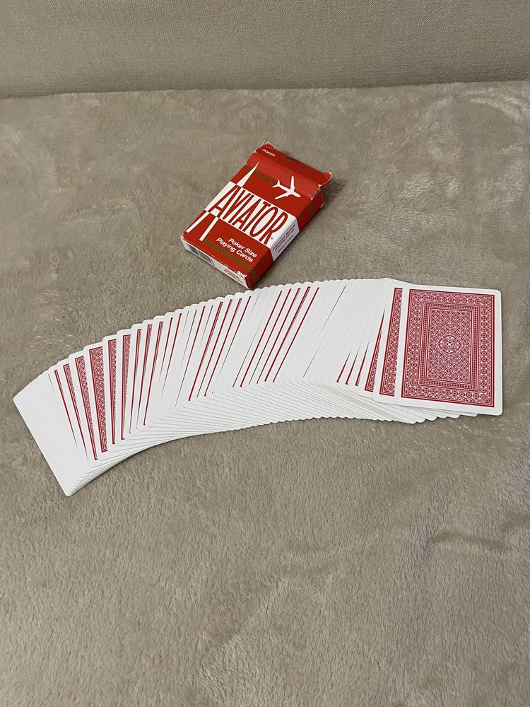 Baralho de cartas para Poker e muito mais. "Aviator" em vermelho (VENDA RÁPIDA)