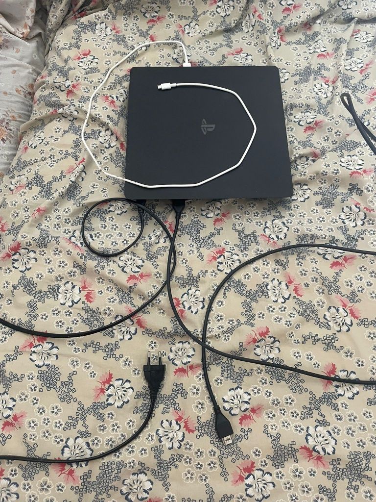 Ps4 com comando.