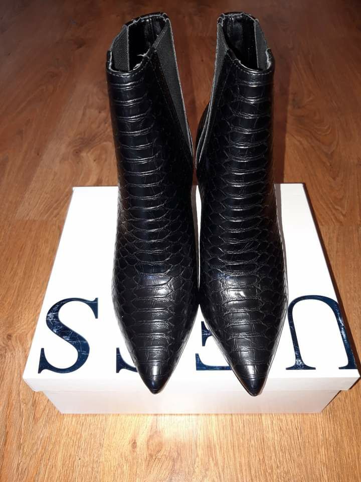 Buty botki Guess r 36 nowe w pudełkuu