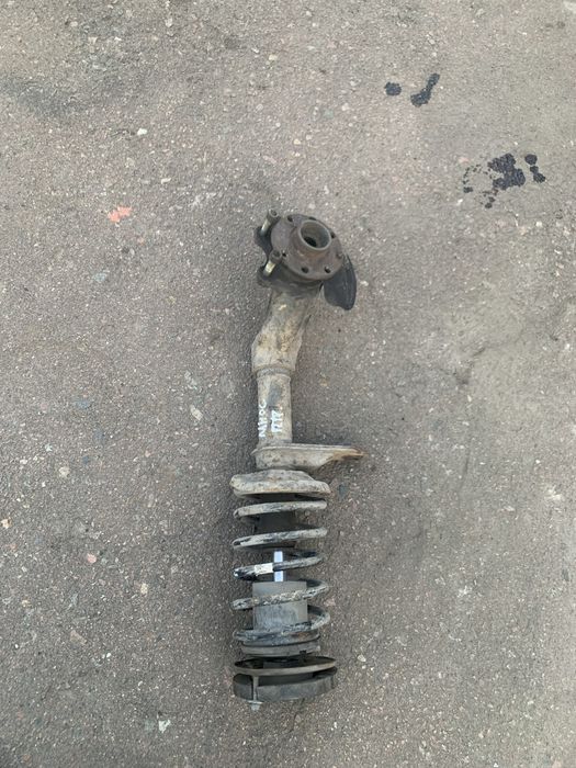 Продам стойку переднюю правую део ланос сенс