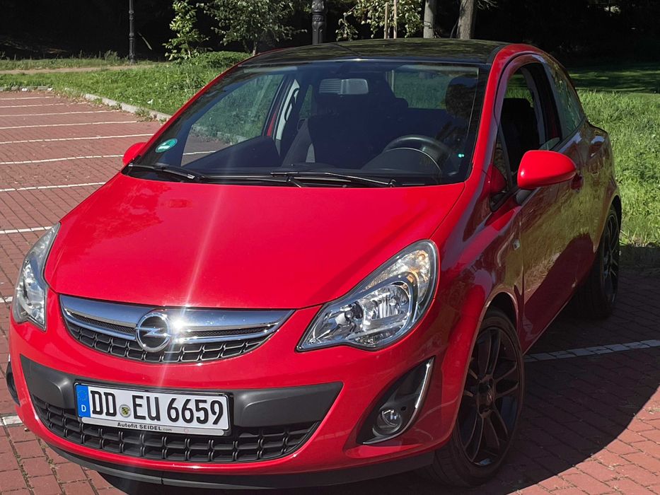 Opel Corsa Color Edition, 1,4 Benzyna