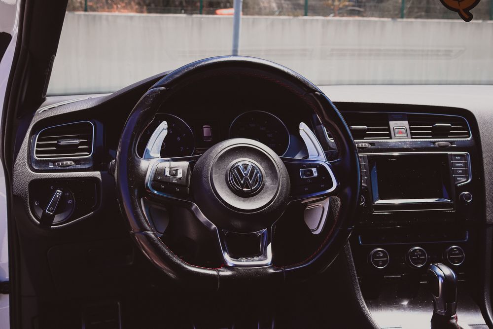 VW GOLF GTI PERFORMANCE  DSG