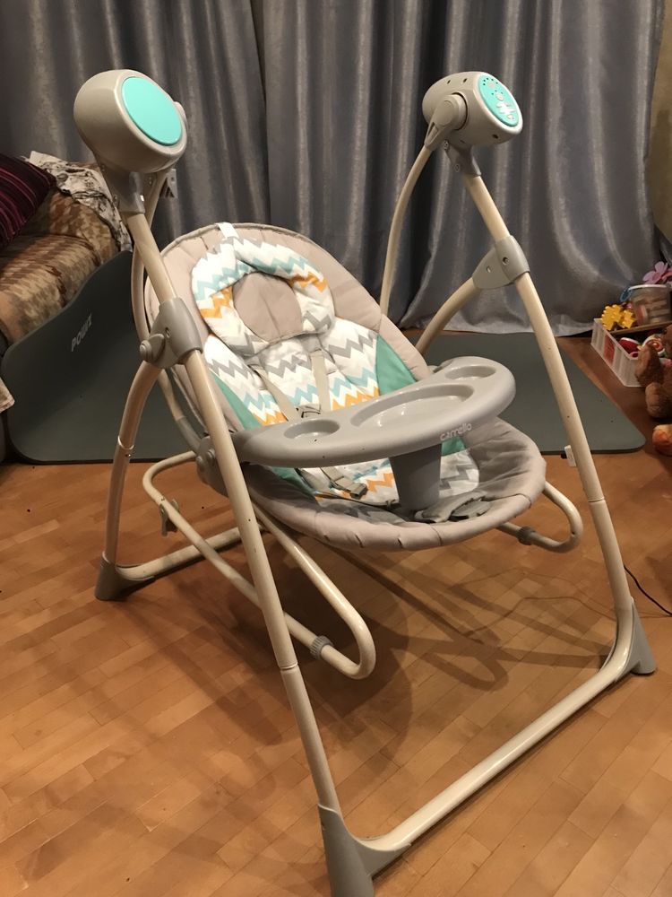 Carrello Nanny дитяче крісло-гойдалка,3пол.рег.спинки,.столик,