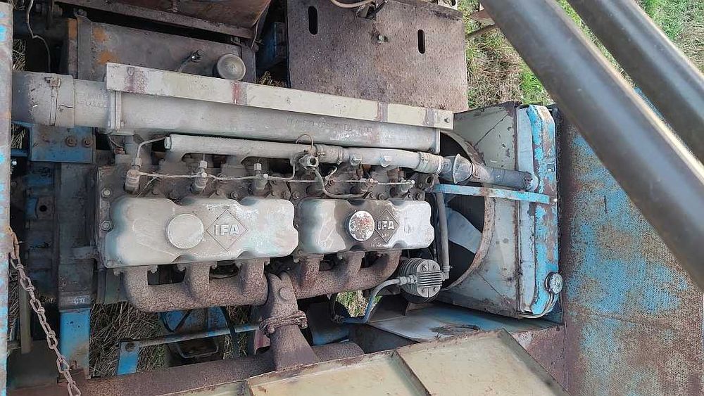 Silnik Fortschritt IFA 6 170KM kombajn zbożowy sieczkarnia rozrusznik