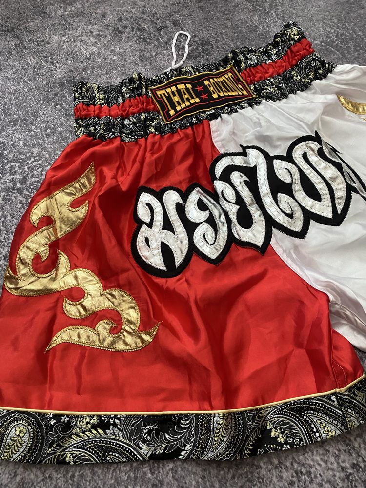 Оригінальні шорти для тайського боксу (Muay Thai)