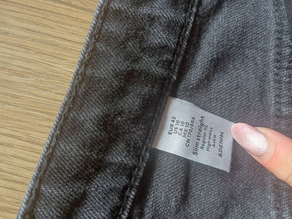 Spodnie baggy czarne 42