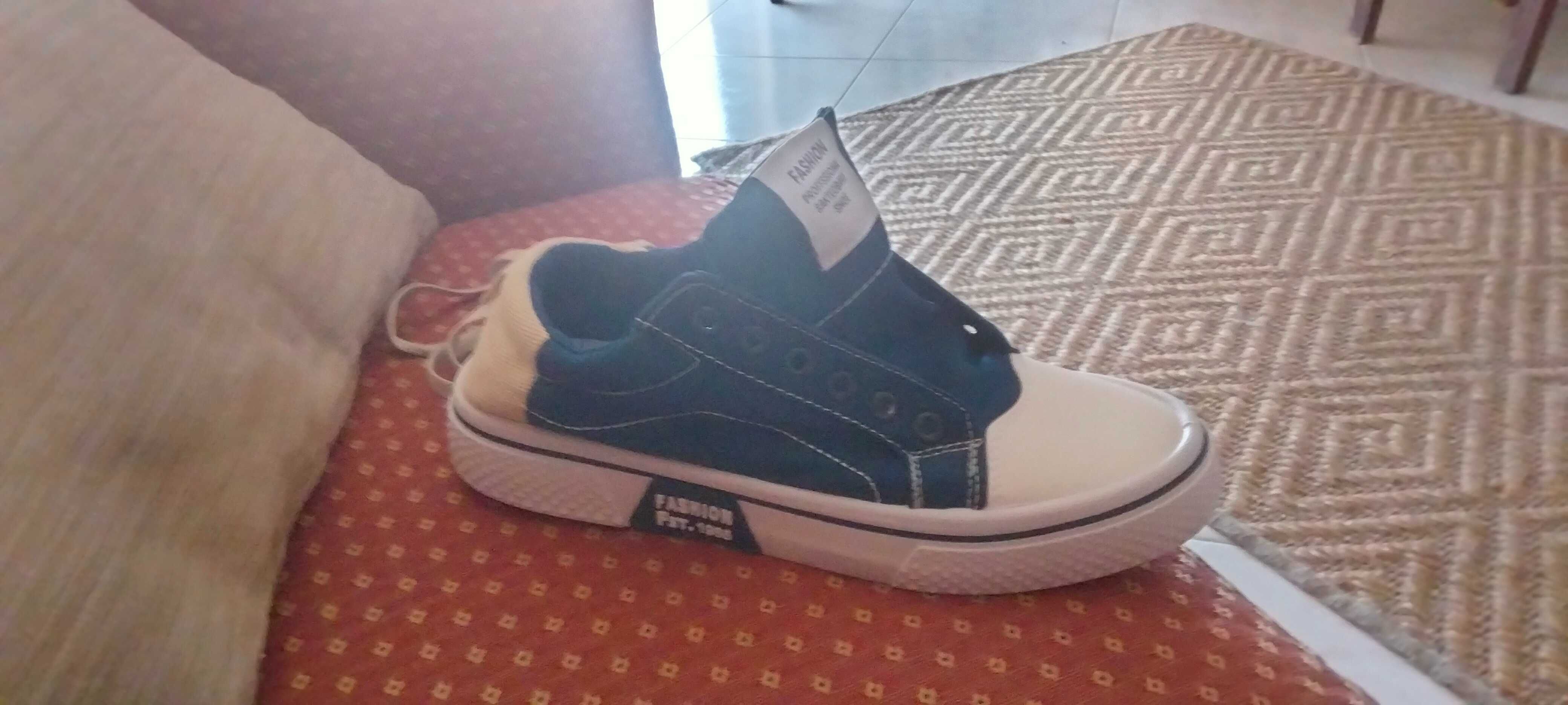 Tenis para caminhada novos