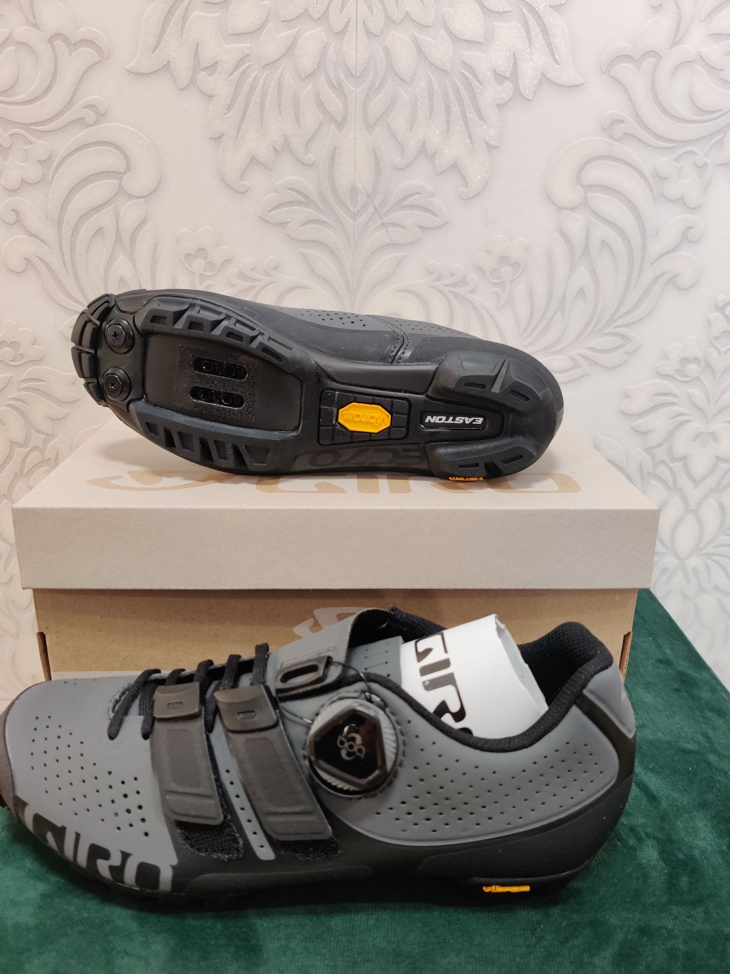 Buty rowerowe damskie  Giro sica techlace 38.5 boa vibram