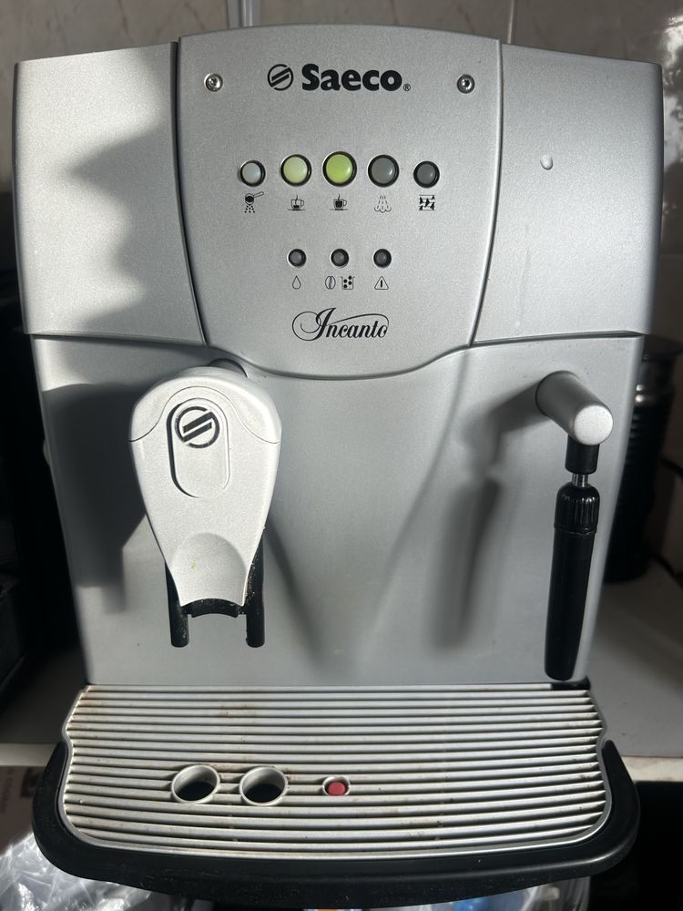 Maquina de cafe saeco