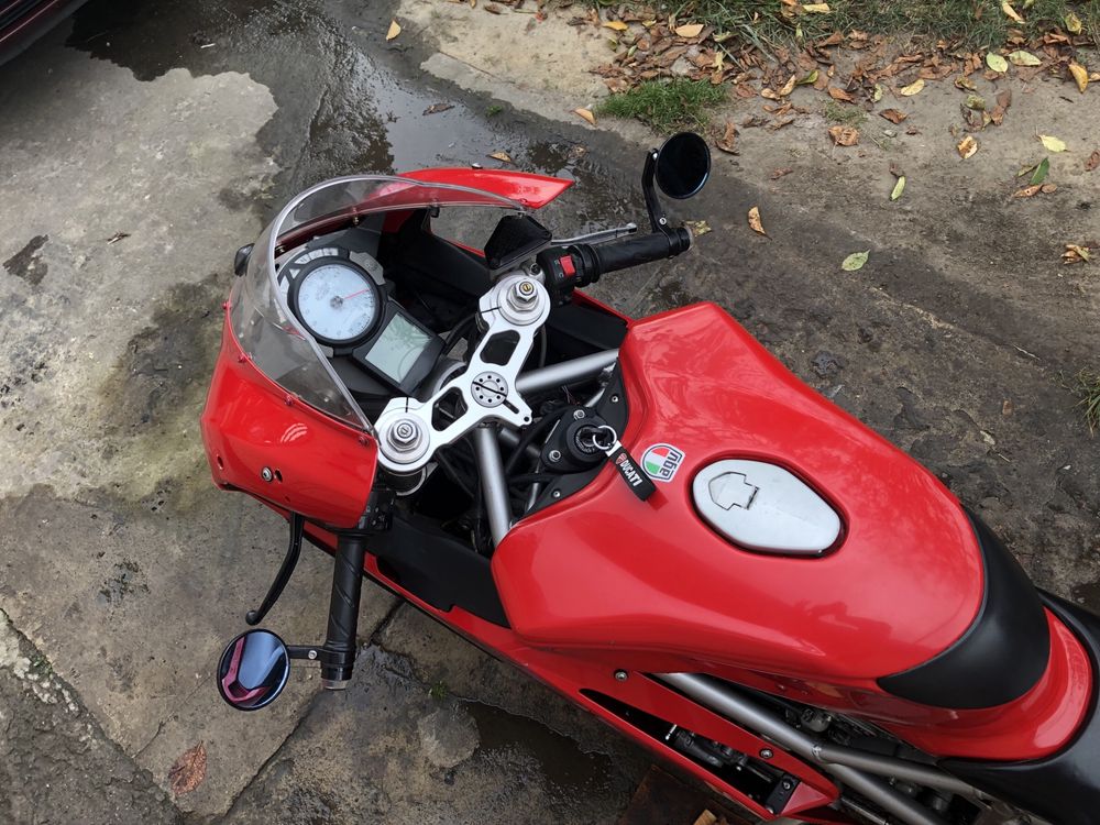 Мотоцикл Ducati 749