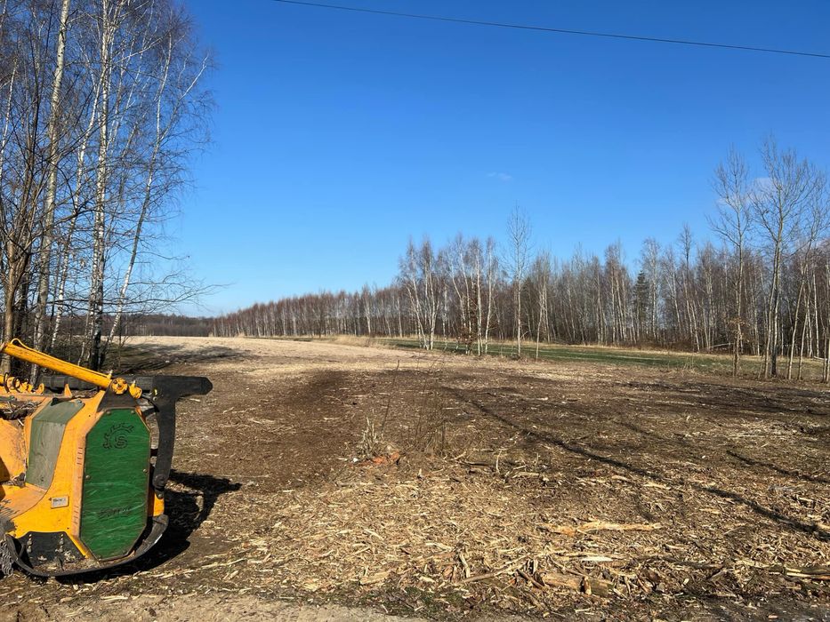 Mulczowanie usuwanie zakrzaczen samosiejek czyszczenie dzialek