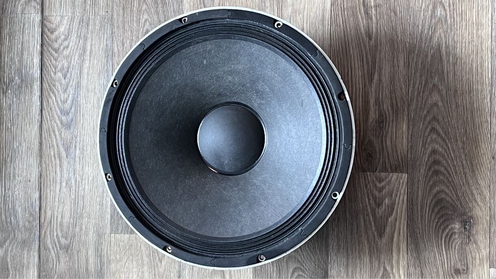 Акустичний динамік JBL - Harman/Kardon 38см (15 дюймів)