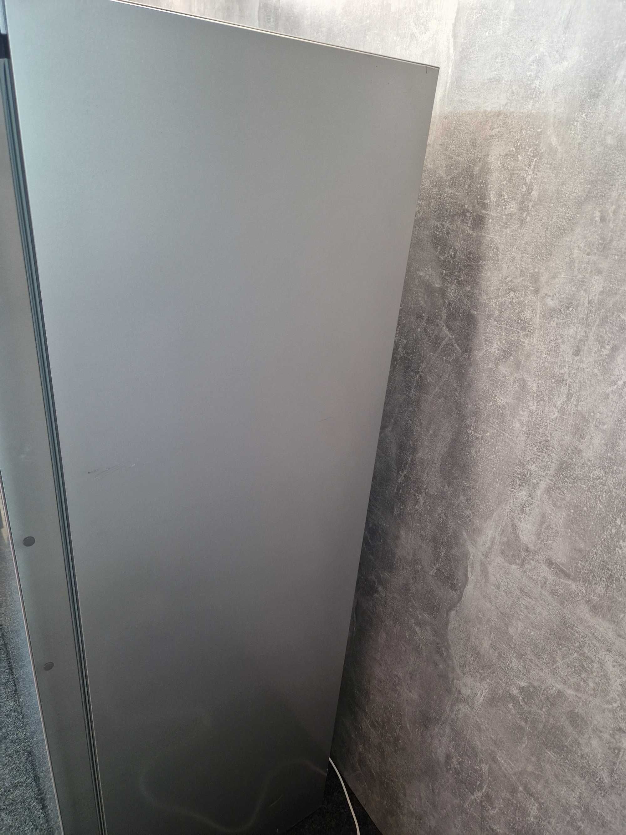 Новий Преміальний Side-by-Side Холодильник і морозилка CleanSteel 2023