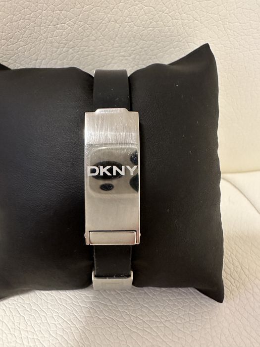 Relógio de pulso DKNY