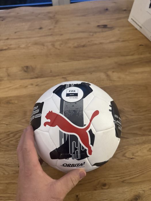 Piłka nożna Orbita 4 HYB FIFA Basic 5 Puma