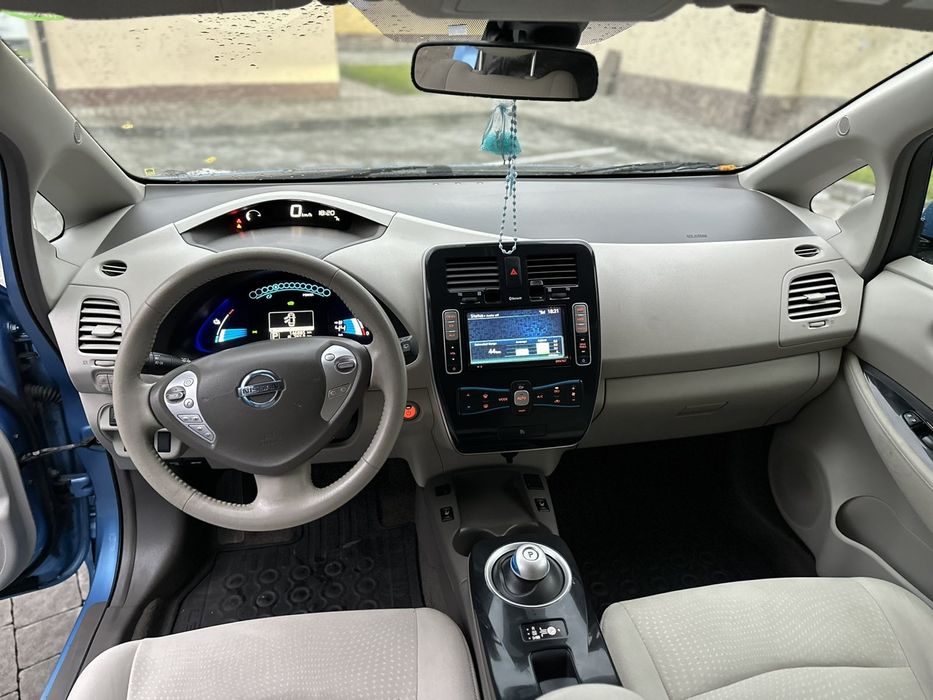 Nissan Leaf 2012