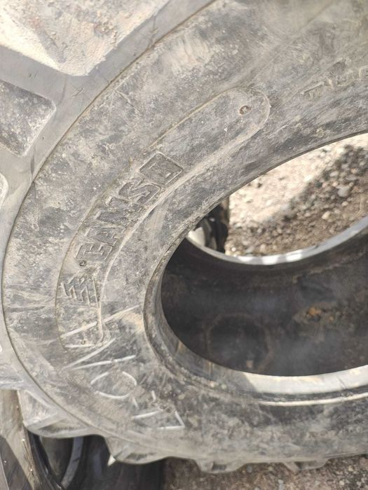 Opona przemysłowa 18-19.5 Camso ładowarka Manitou Merlo Mecalac