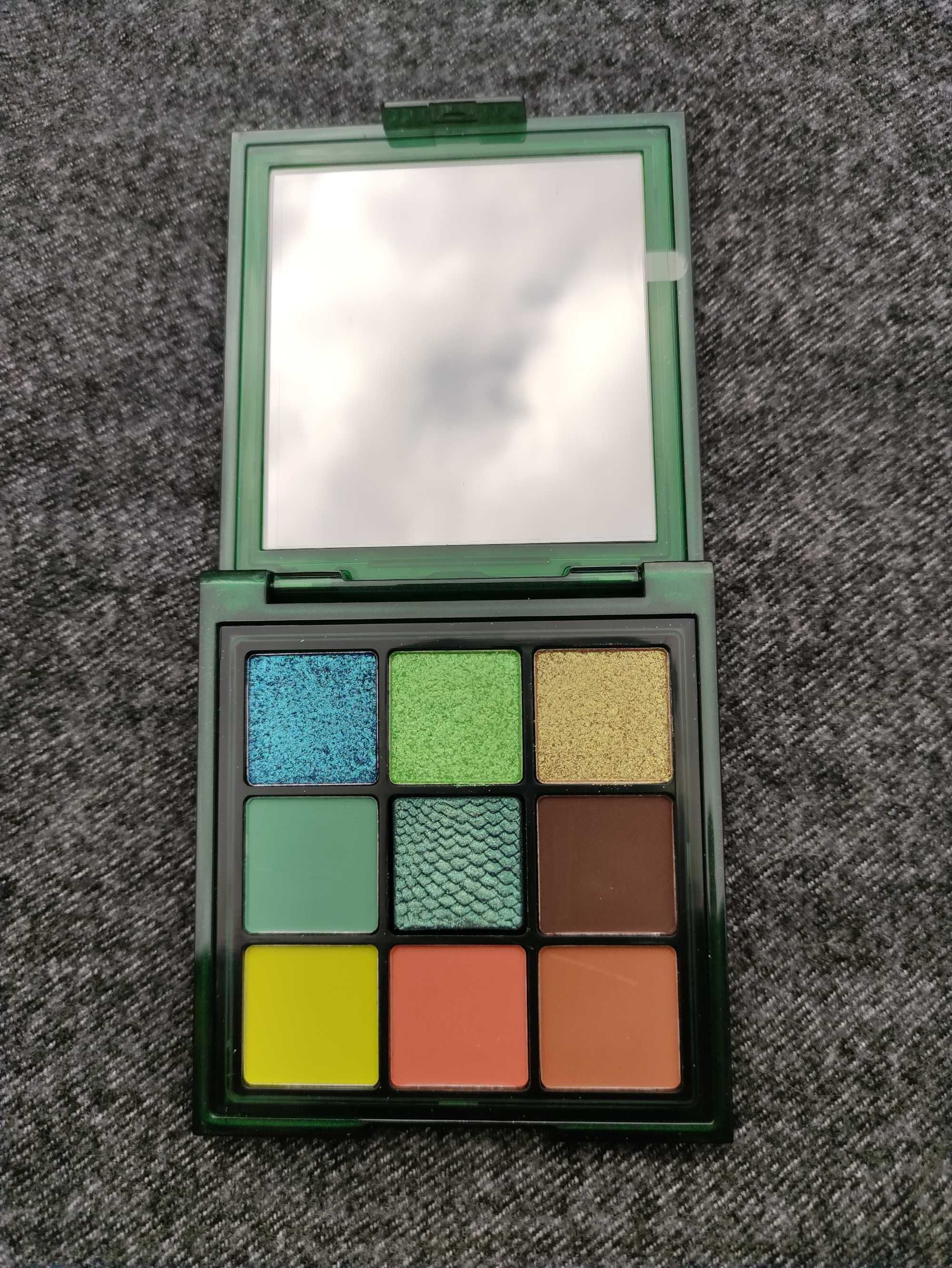 Paletka cieni Huda Beauty Wild Obsessions, Python