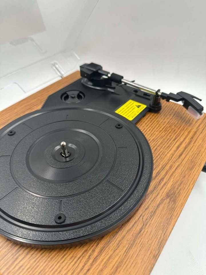Gramofon w stylu vintage z Bluetooth, 3 prędkości Głośniki wbudowane