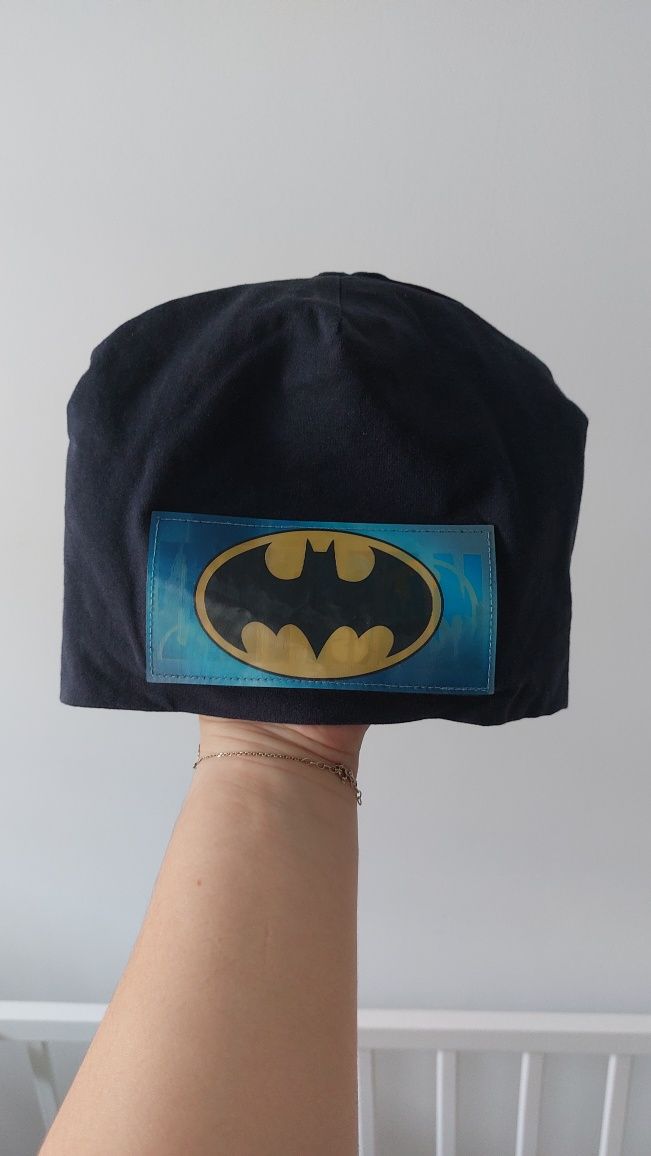 Czapka jesienna batman