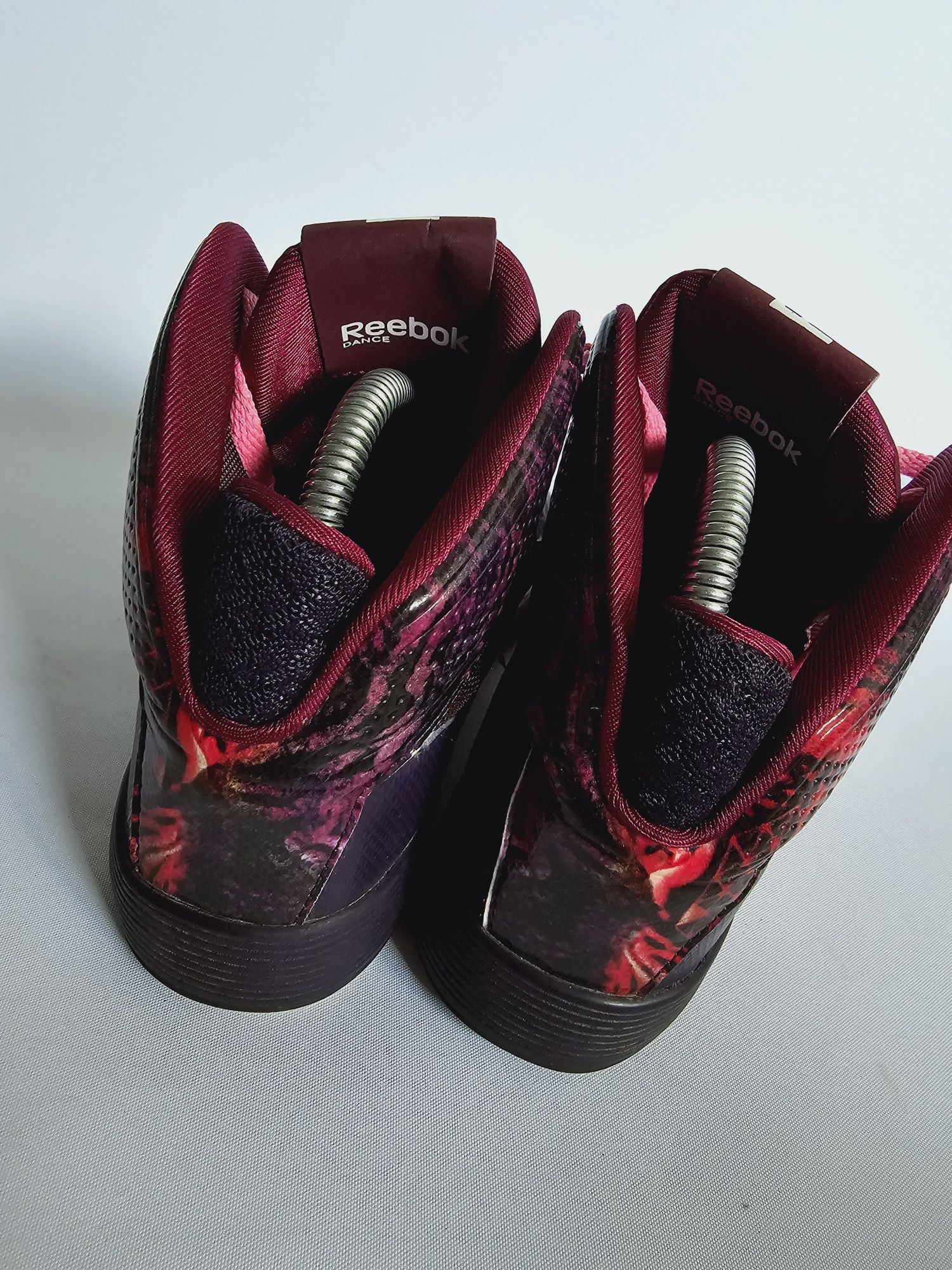 Reebok Dance Urtempo Mid r.37