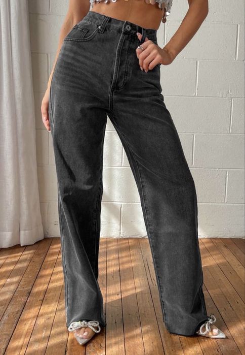 Jeansy damskie H&M – czarne, z wysokim stanem i prostym krojem