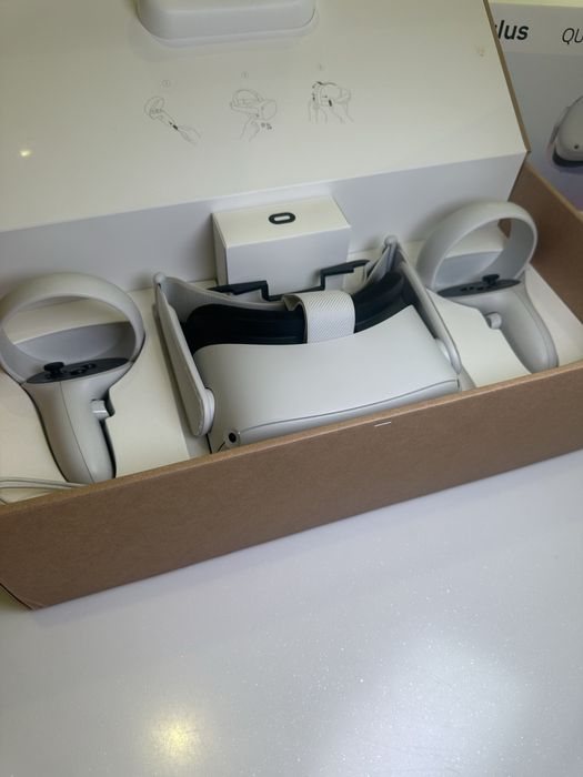 Oculus Quest 2 — 64 GB VR-окуляри