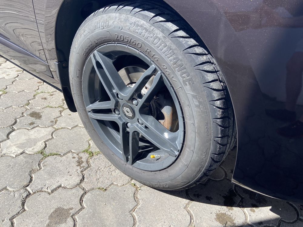 Продам Renault megane 3 gt- line