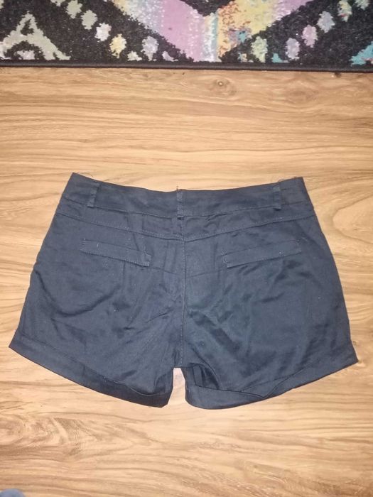 Spodenki jeansowe damskie