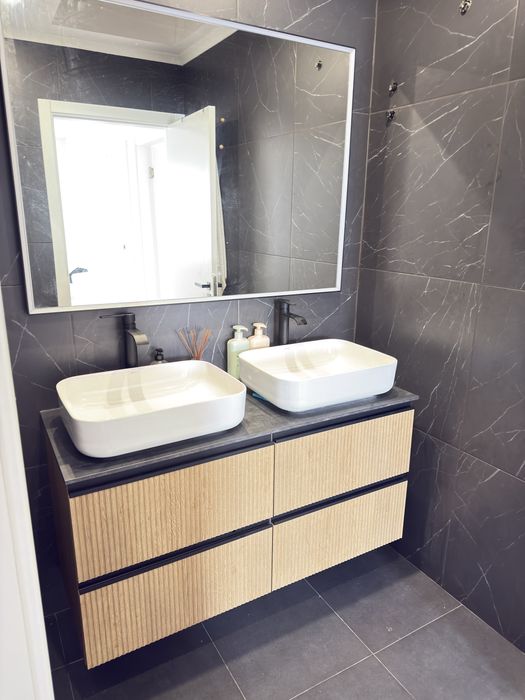 Aluguer de quarto estudante femenina