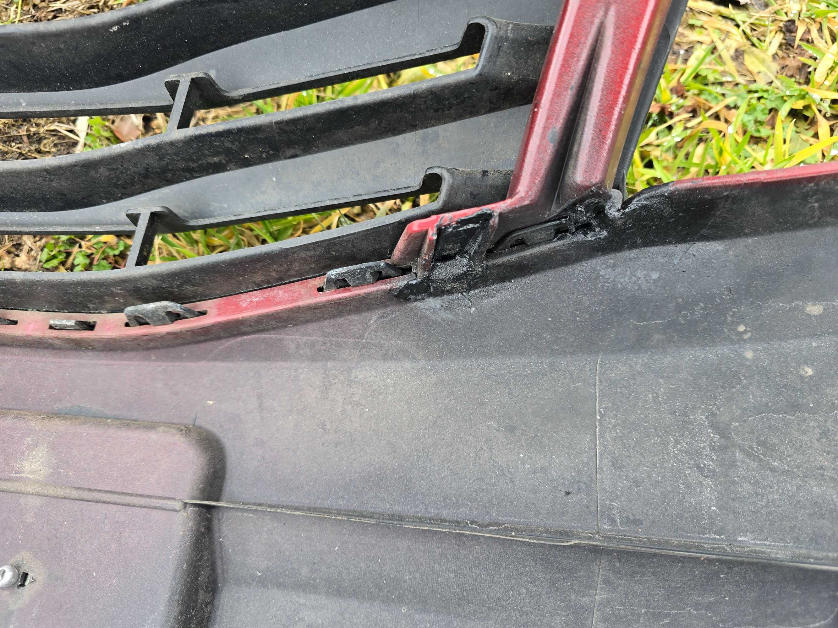 zderzak przód Dacia Sandero Stepway 1