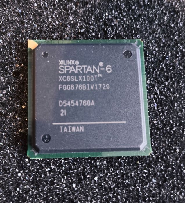 Xilinx Spartan-6 XC6SLX100T