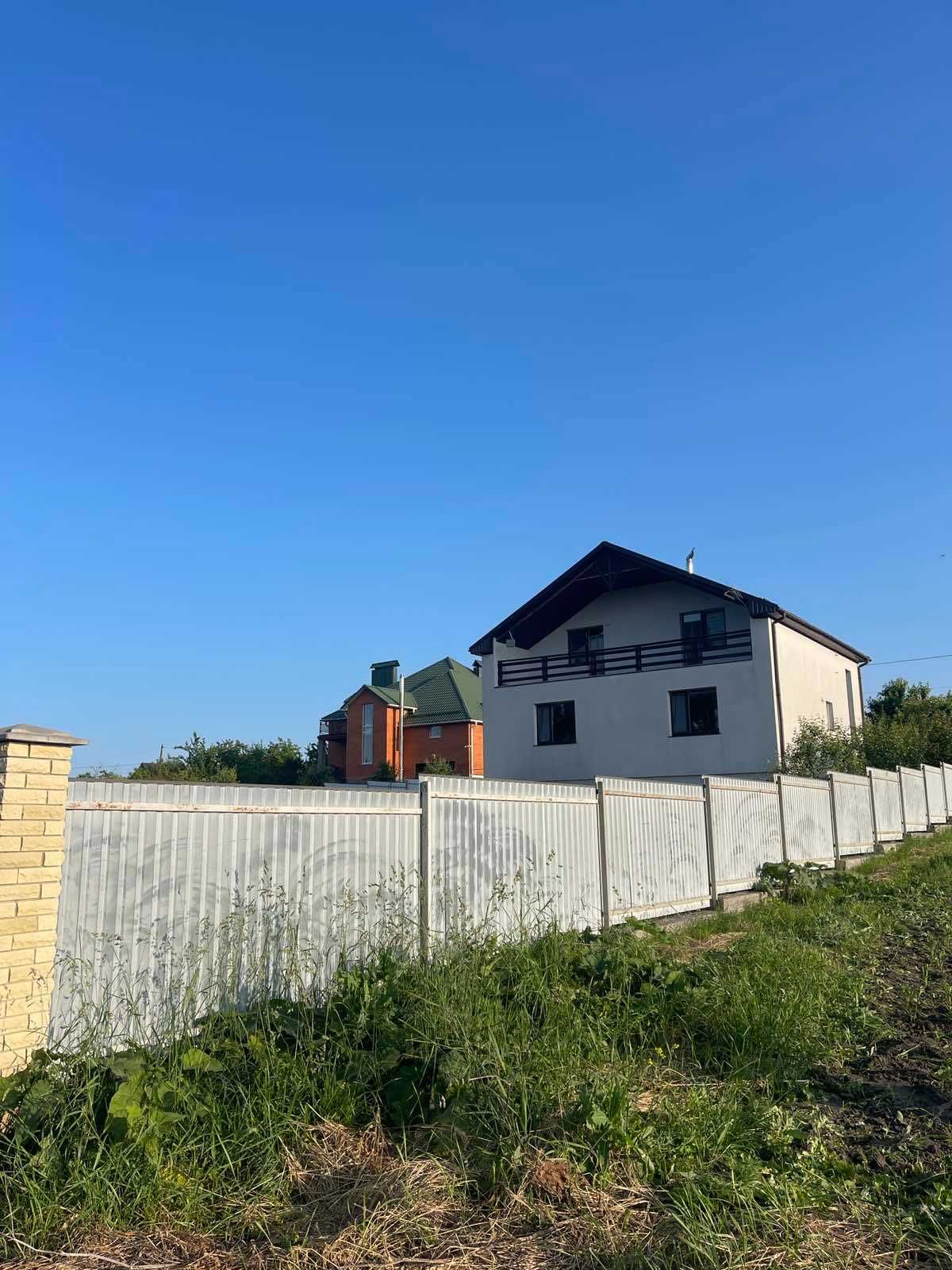 Продаж 2-х поверхового будинку в с.Щітки 9729